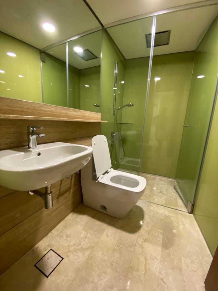Bathroom - Sky Suites @ KLCC, Tenanted & Fully Furnished - Image 7