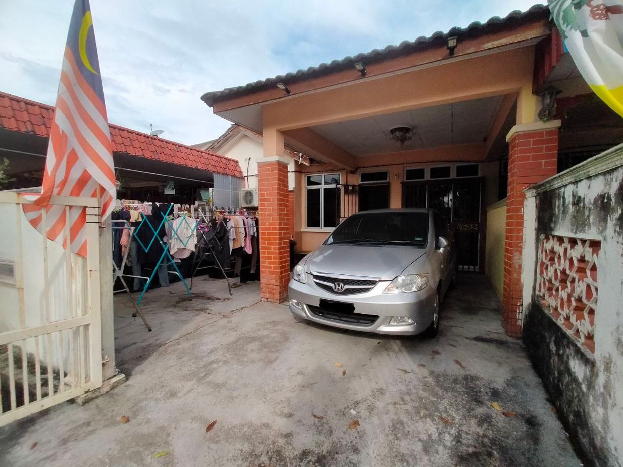 KAWASAN YANG TENANG TAPI DEKAT DENGAN PELBAGAI FASILITI 😚 - Image 2