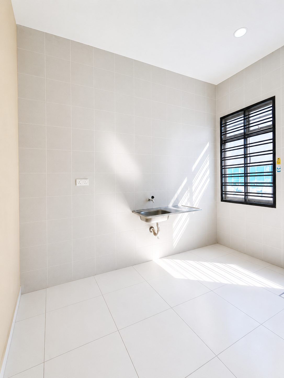 Jalan Bangau 2 Bandar Putra Kulai | 4 Bedroom Freehold Terrace | RM490K - Image 10