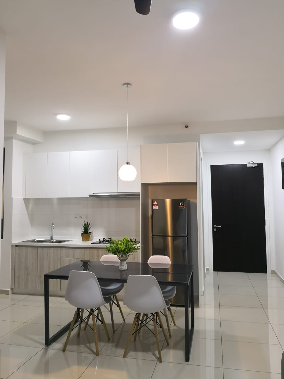 FULLY FURNISHED, Kenwingston Square Garden, Cyberjaya, Immediate move in - Image 7