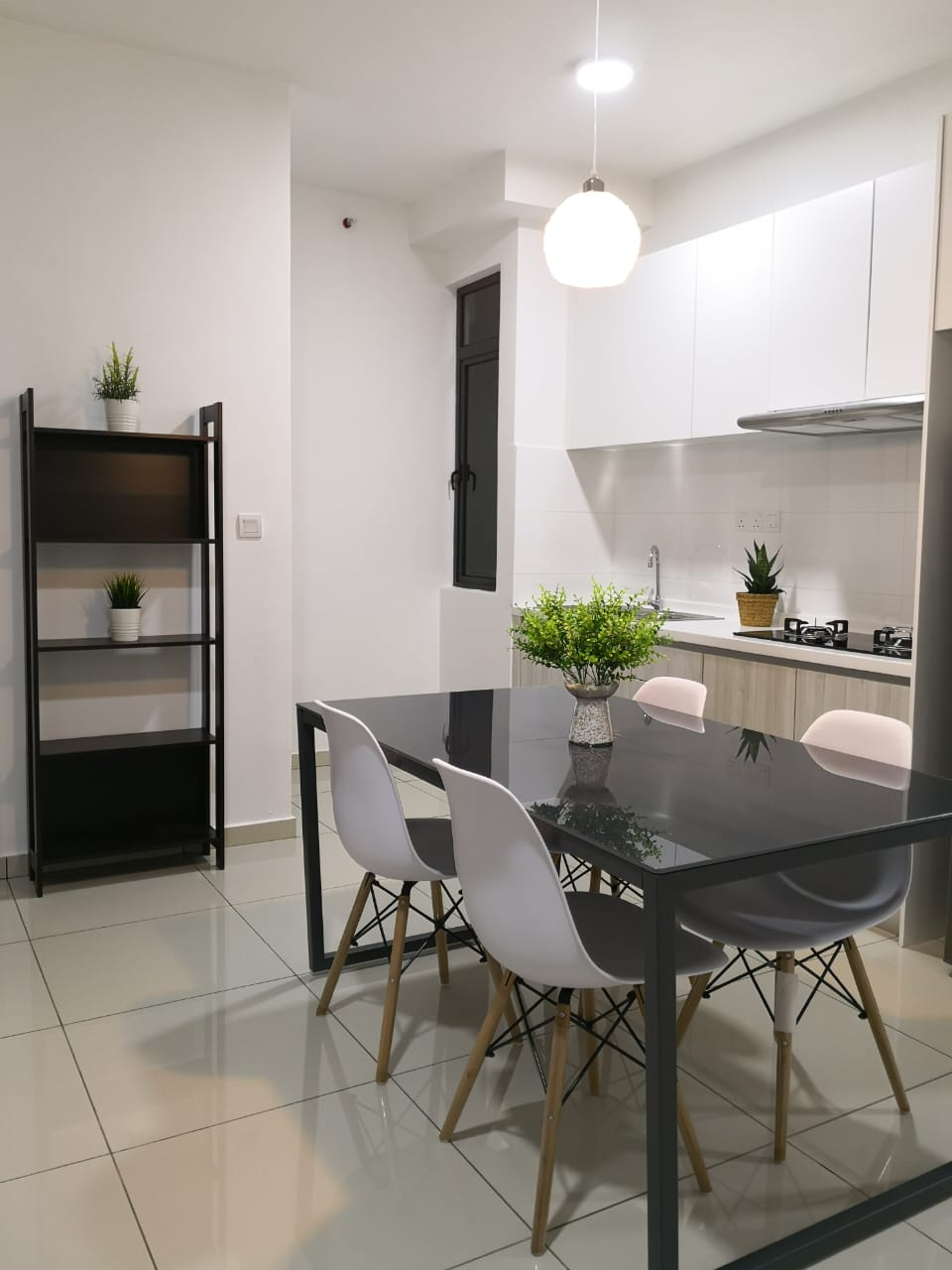 FULLY FURNISHED, Kenwingston Square Garden, Cyberjaya, Immediate move in - Image 2