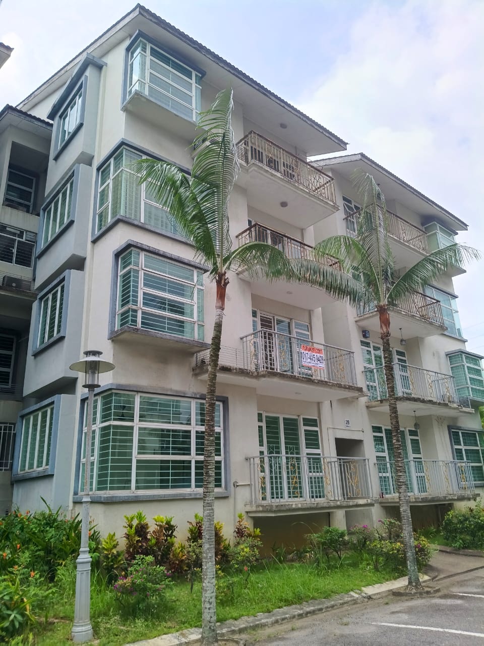 4 Bed,3 Bath Fully Renovated - Image 1