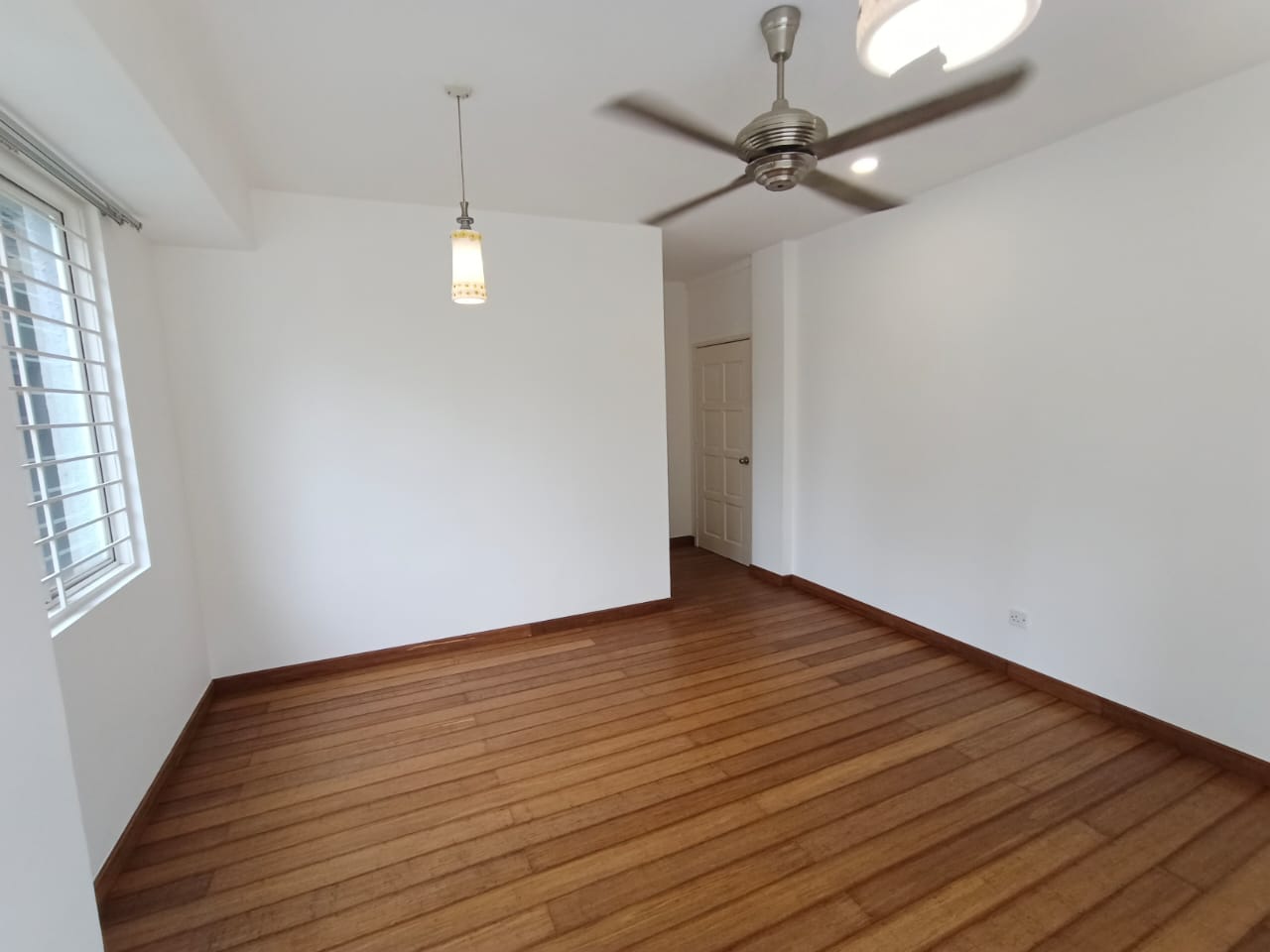 4 Bed,3 Bath Fully Renovated - Image 12