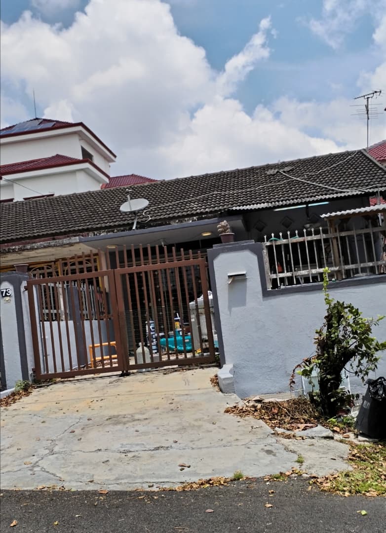 Klang Taman Eng Ann 1 storey linked house - Image 1
