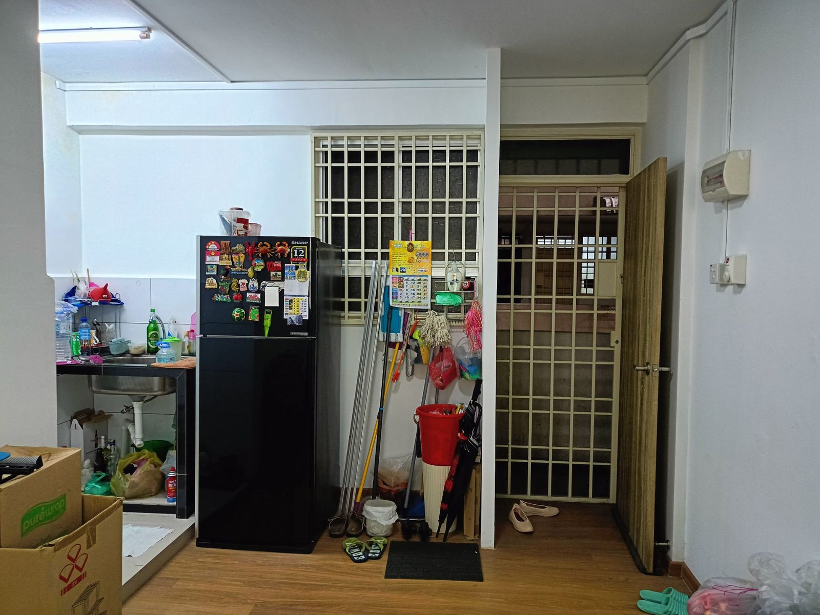 Kitchen - Sri Saujana Apartment, 42B 3 bedrooms 1 fixed carpark at Gat Macallum Georgetown Penang - Image 3