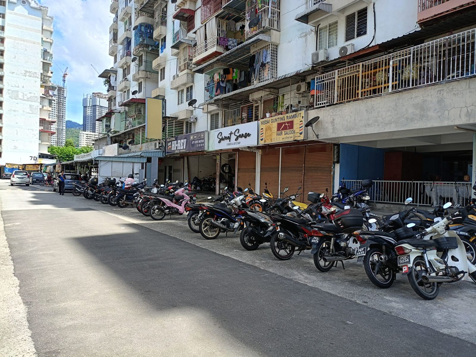 Desa Intan at Farlim, Block 7A 3 bedrooms unit 650SF FOR SALE - Image 12