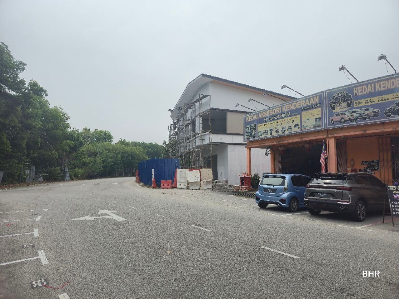 KOSMOPLEKS BANDAR SALAK TINGGI, INTERMEDIATE UNIT FOR SALE - Image 5
