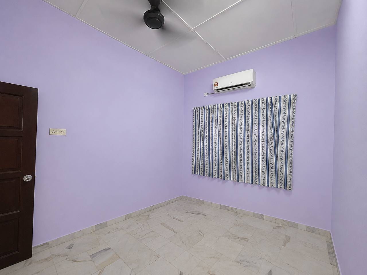 Rumah Bukit Naga | Rumah Teres Setingkat |3 Bedrooms | 2 Bathrooms | RM 378K FREEHOLD ! - Image 6