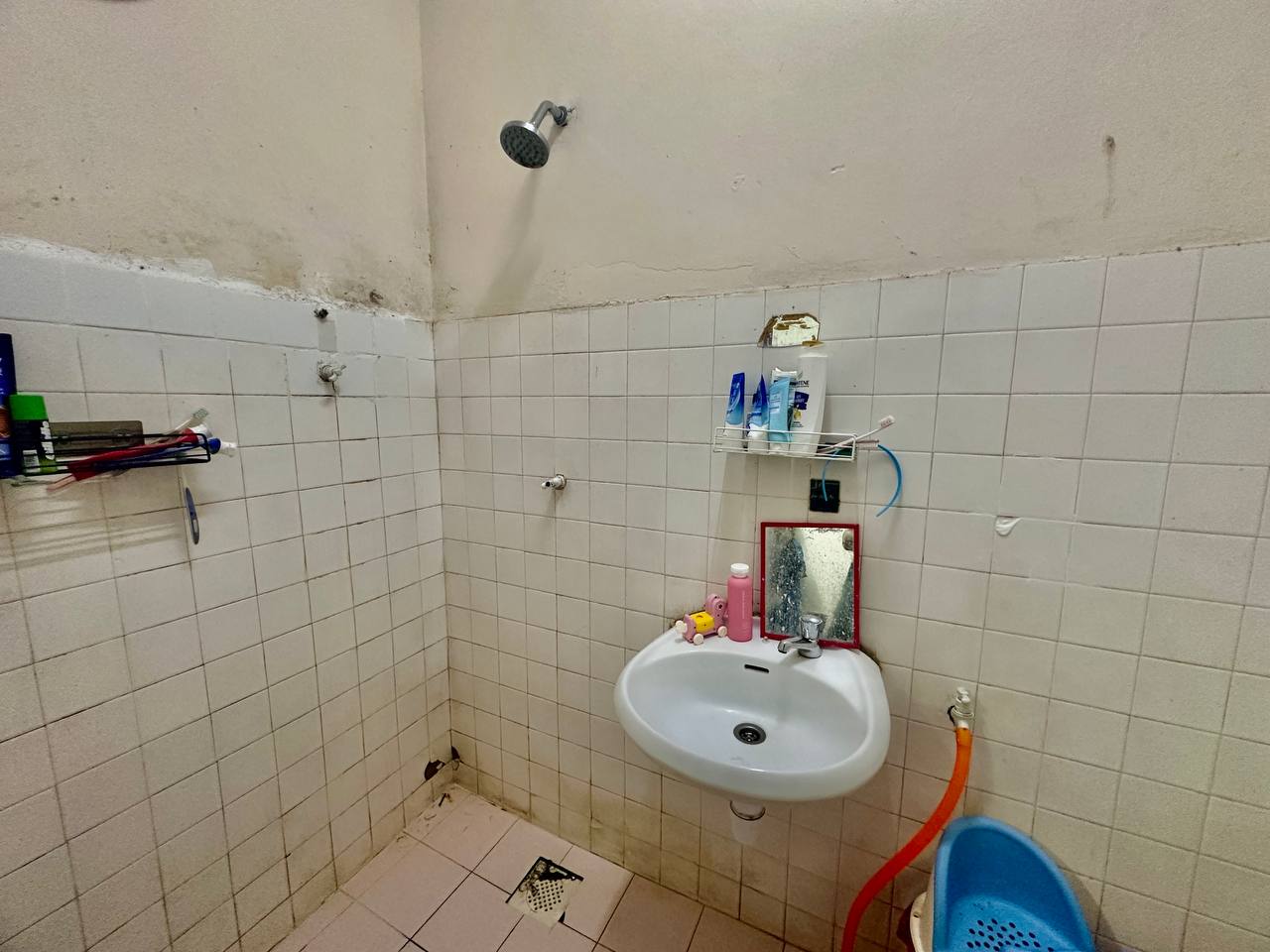 Freehold Apartment Pantai Indah,Pantai Dalam  Fasa 1, Blok 57 . (Near KTM Pantai Dalam)(good for investment) - Image 15