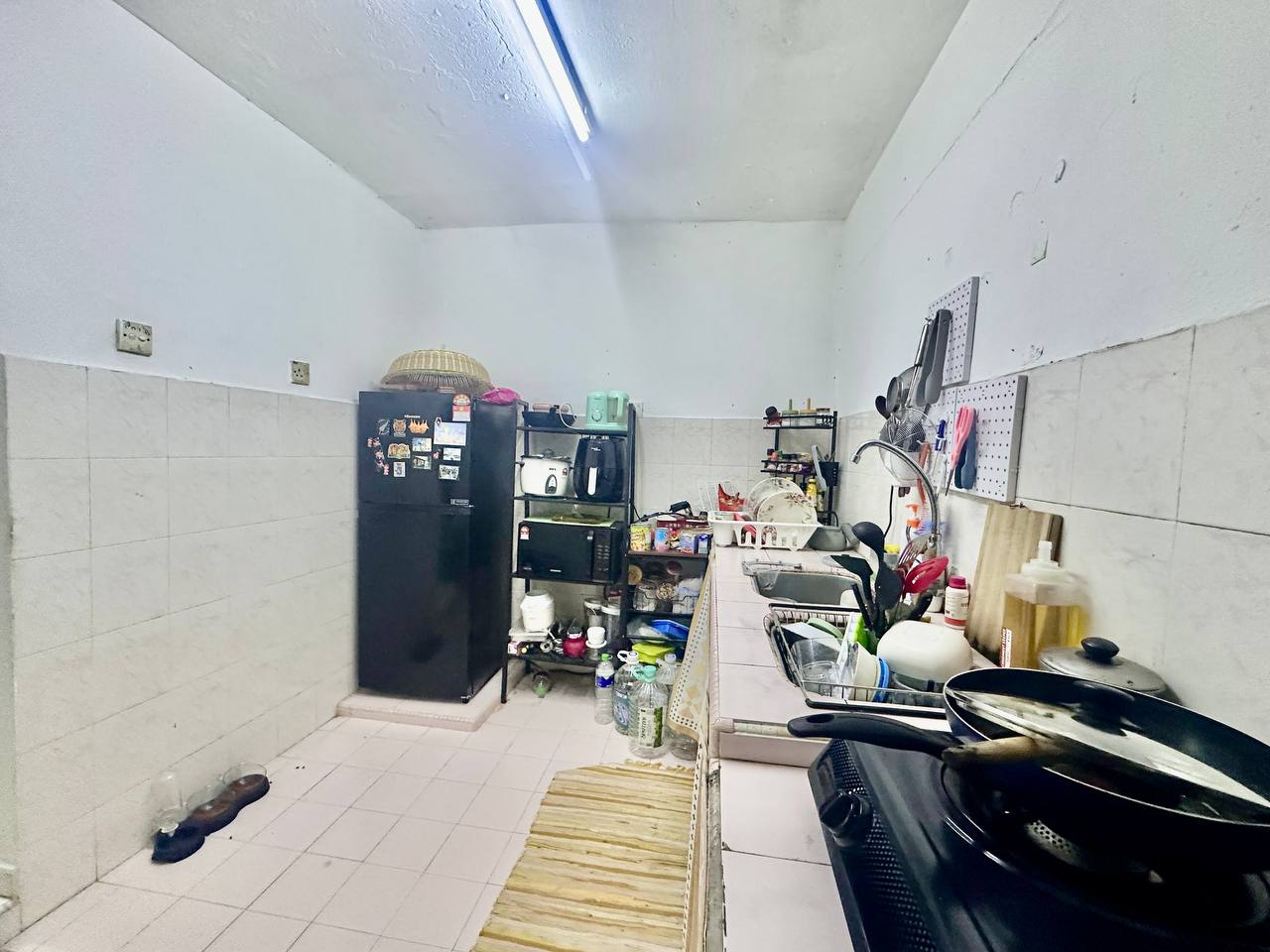 Freehold Apartment Pantai Indah,Pantai Dalam  Fasa 1, Blok 57 . (Near KTM Pantai Dalam)(good for investment) - Image 20