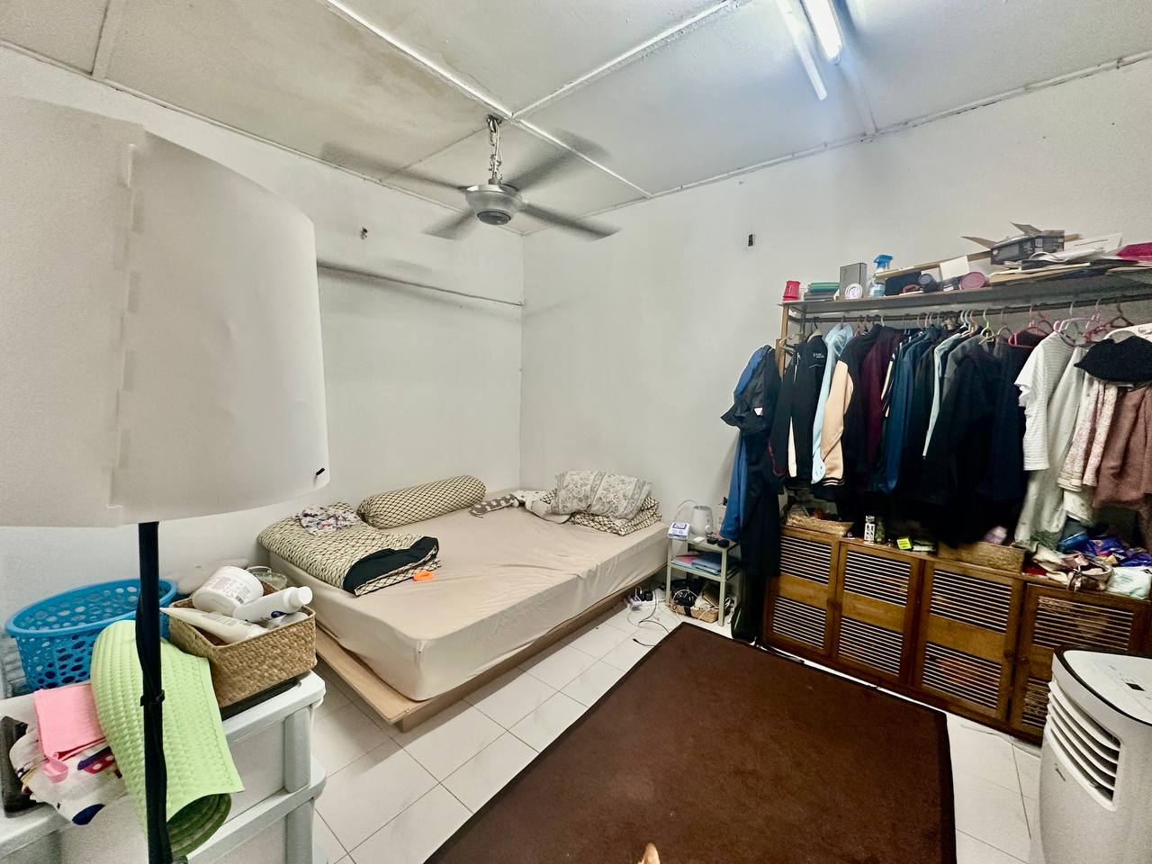 Freehold Apartment Pantai Indah,Pantai Dalam  Fasa 1, Blok 57 . (Near KTM Pantai Dalam)(good for investment) - Image 12
