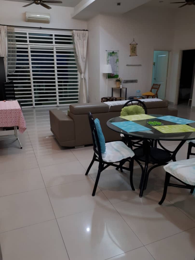 FOR SALE -GARDEN UNIT AT I-REGENCY WITH 2 CARPARK - Image 8
