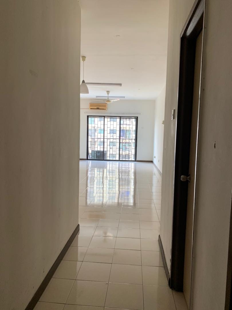 Medium Height | Pool View | Priced to sell fast - Image 6
