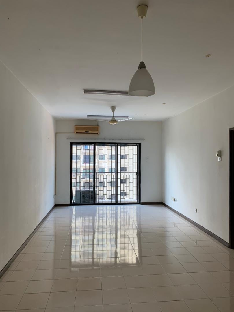 Living room - Medium Height | Pool View | Priced to sell fast - Image 1