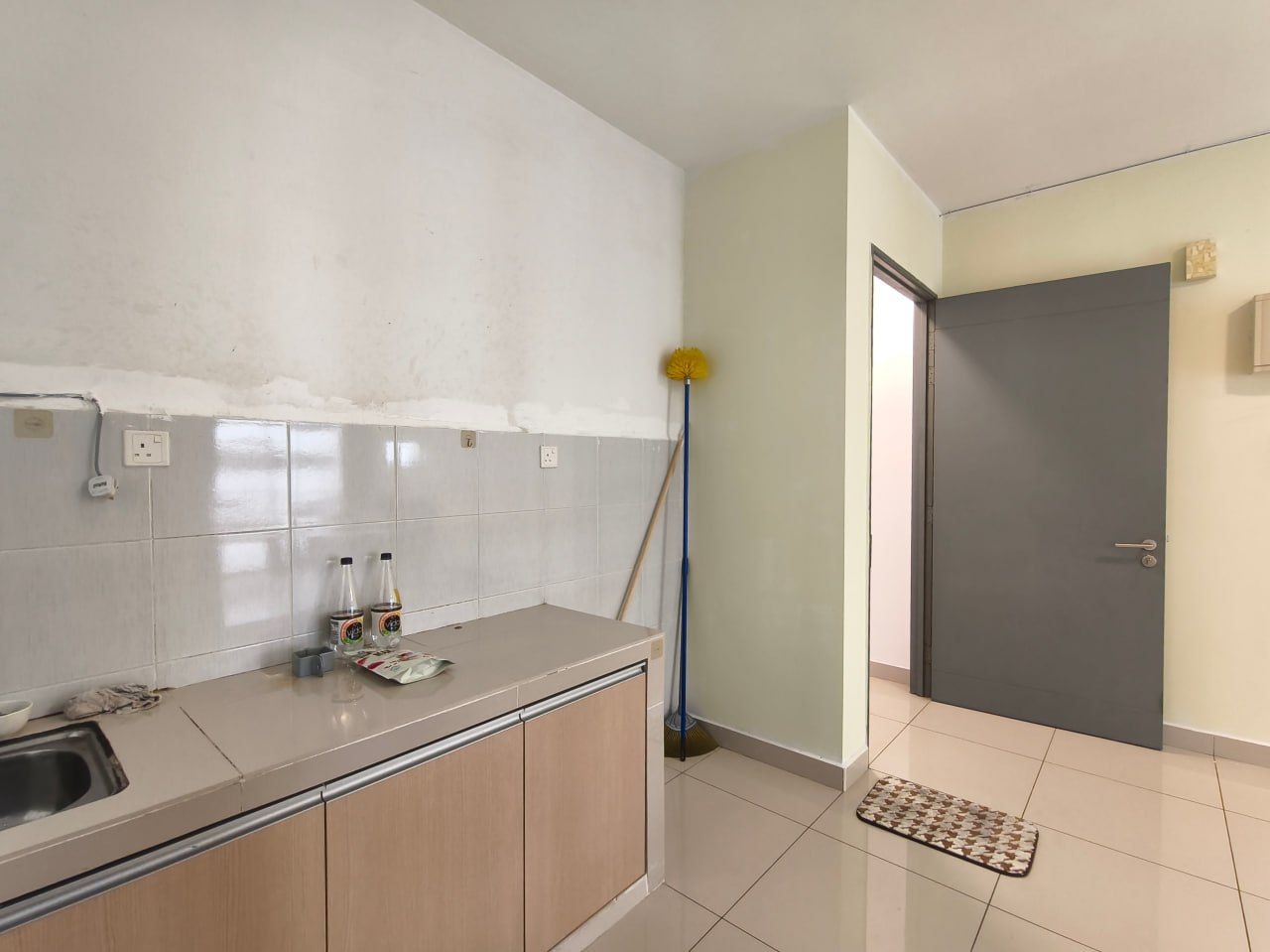 Kitchen - The Aliff Residences Tampoi for Rent | Furnished | RM1,500 - Image 5