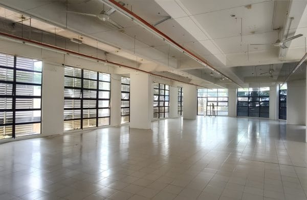 STRATEGIC LOCATION! 5 STOREY BUILDING AT KELANA JAYA, PETALING JAYA - Image 4