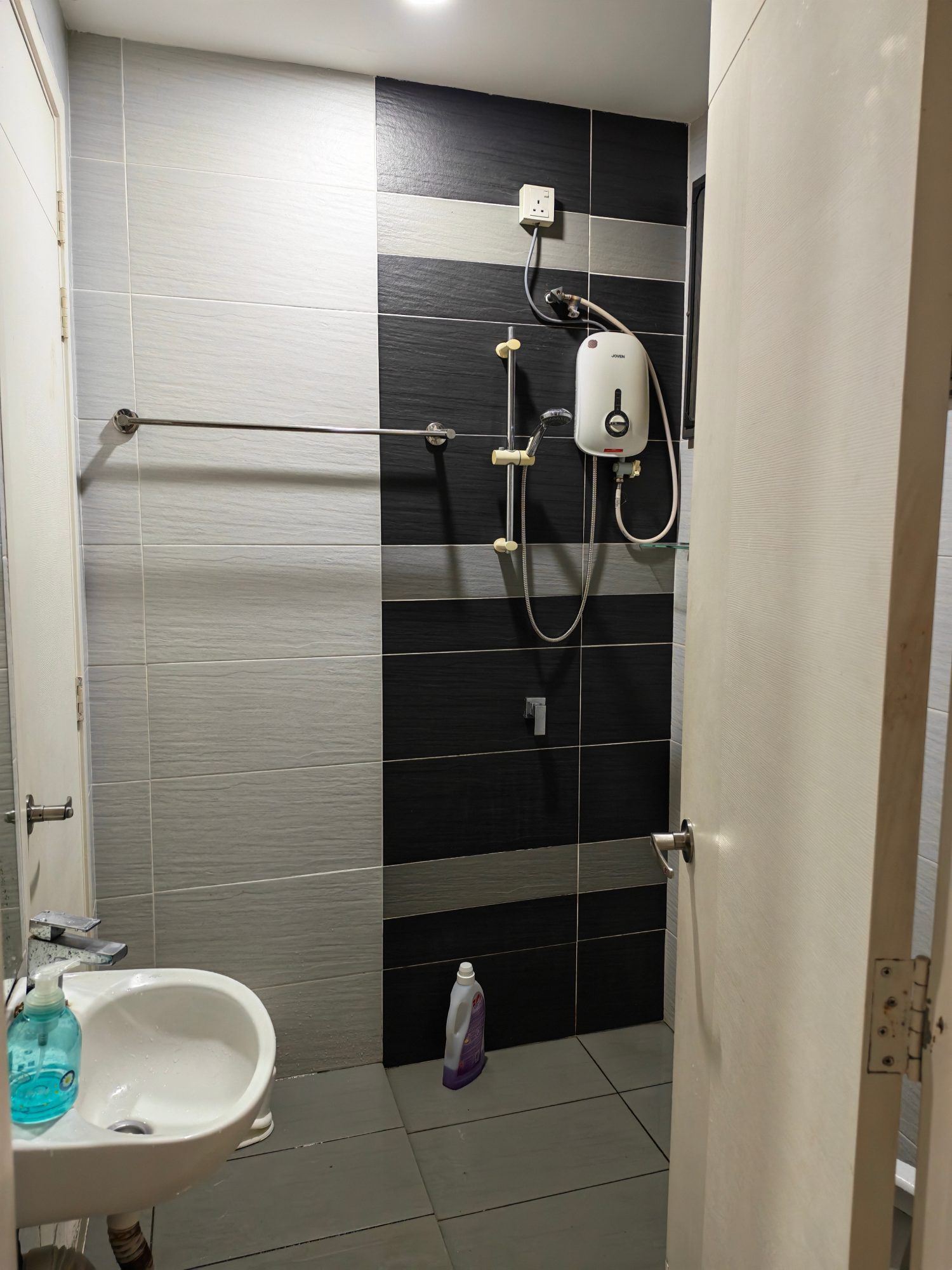 Quas Residence, Taman Bukit Ria Kajang, Zero Lot Bangalow - Image 15