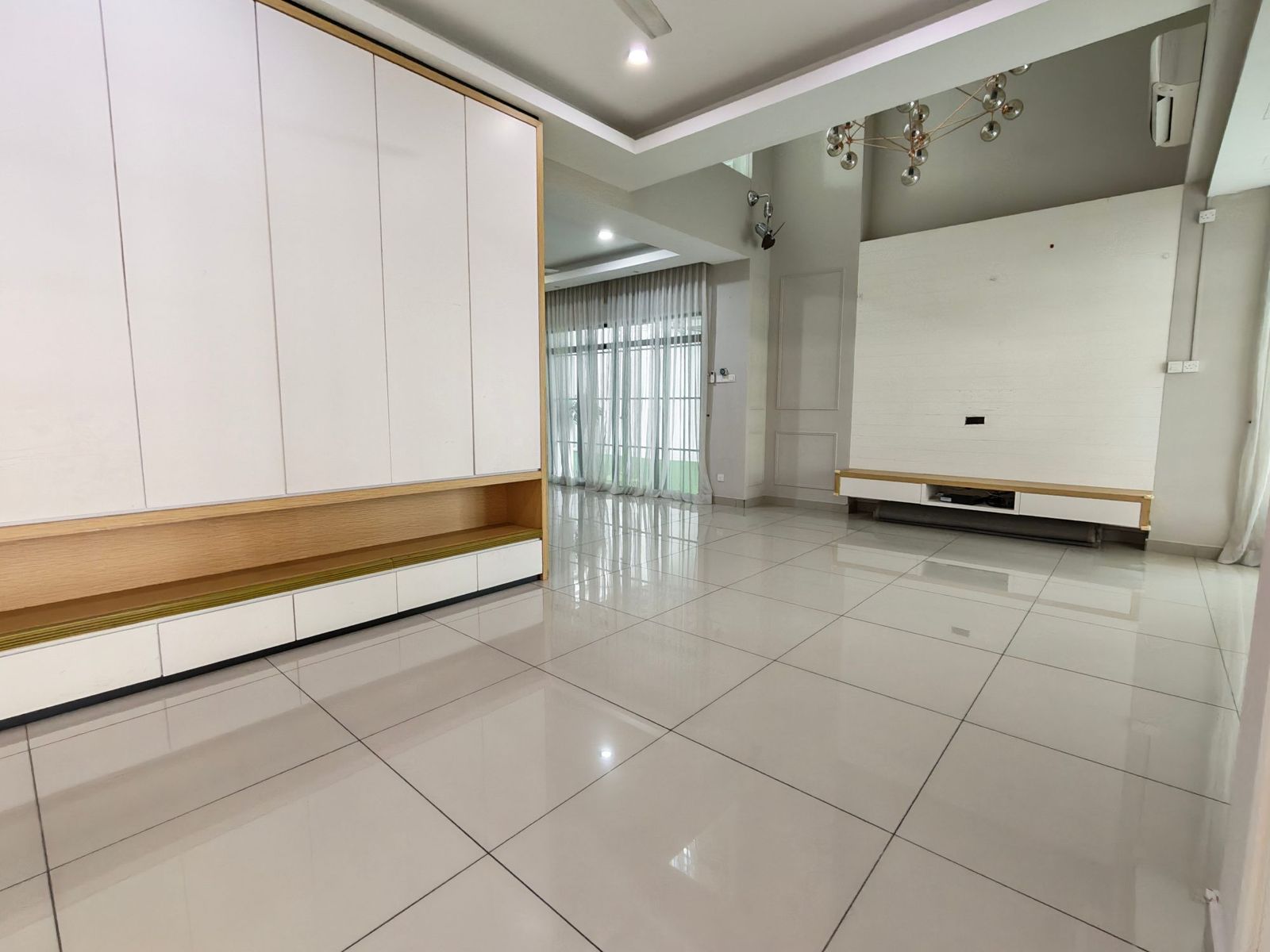 Quas Residence, Taman Bukit Ria Kajang, Zero Lot Bangalow - Image 2