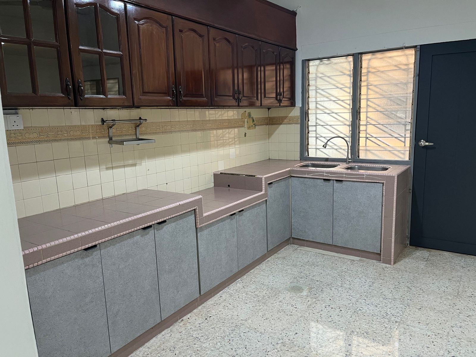 Kitchen - Newly painted Double Storey 18x55ft House in Taman Klang Utama, Klang - Image 9