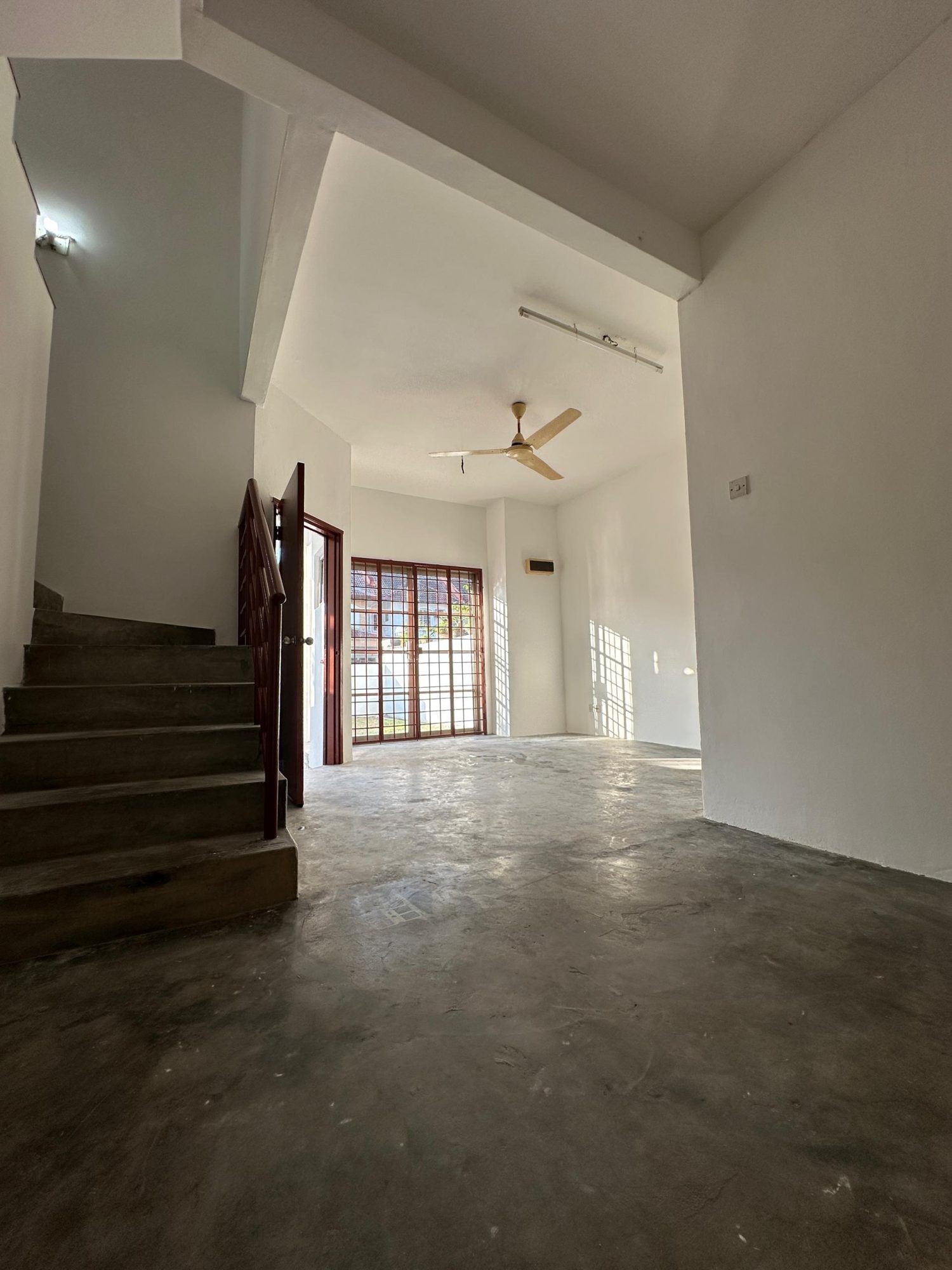 Subang jaya Selangor USj 12 USj12 Subang double storey house for sell  - Image 2