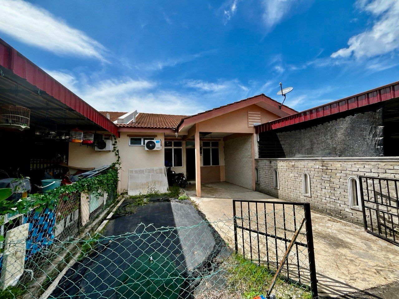 Below Value Freehold Single Storey Terrace in Taman Permai Utama Gurun - Image 2