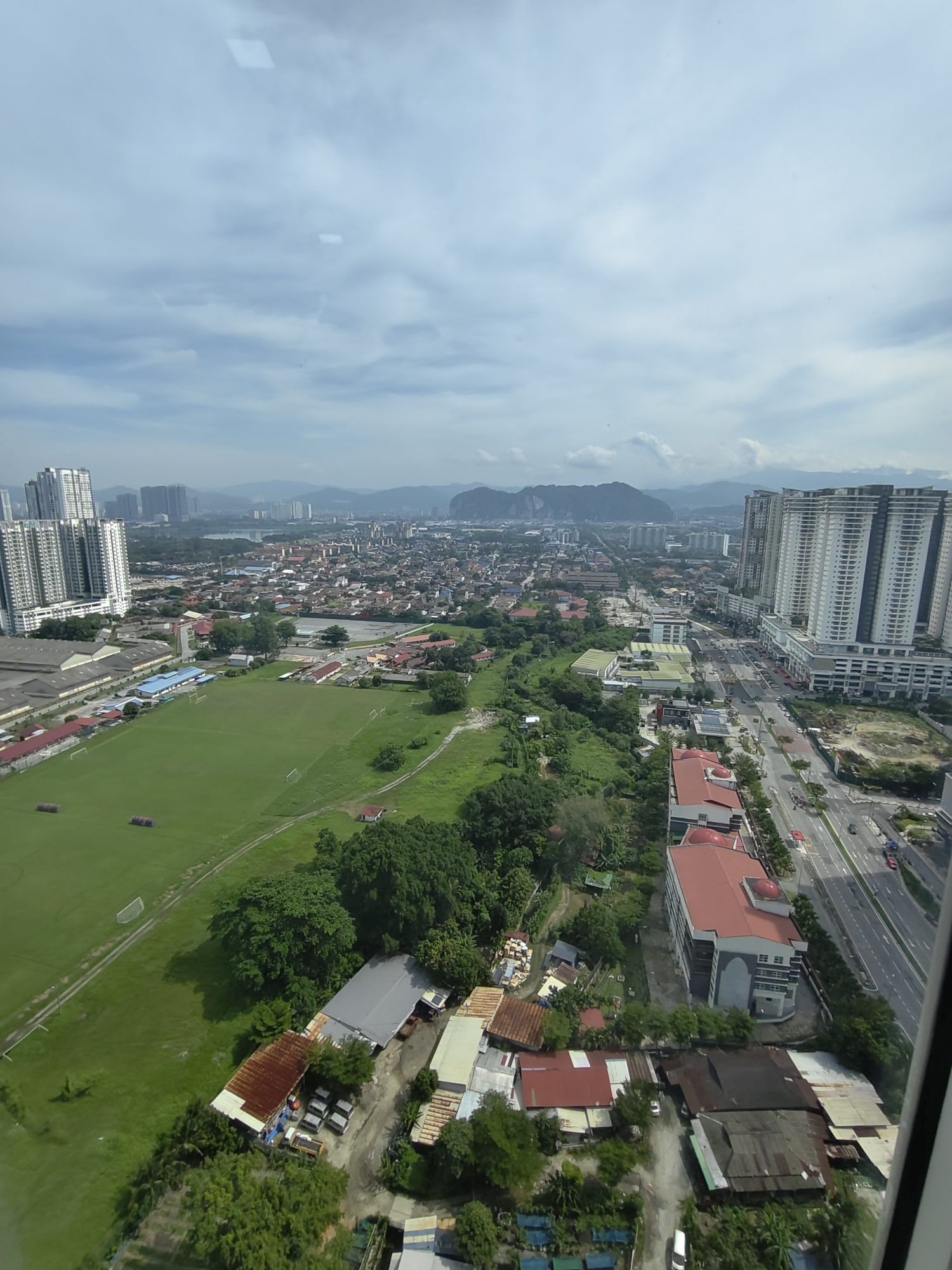 [HIGHEST FLOOR CORNER] Desa Sentul Condo @ Kuala Lumpur – RM25k+ Upgrades & 2CP - Image 1