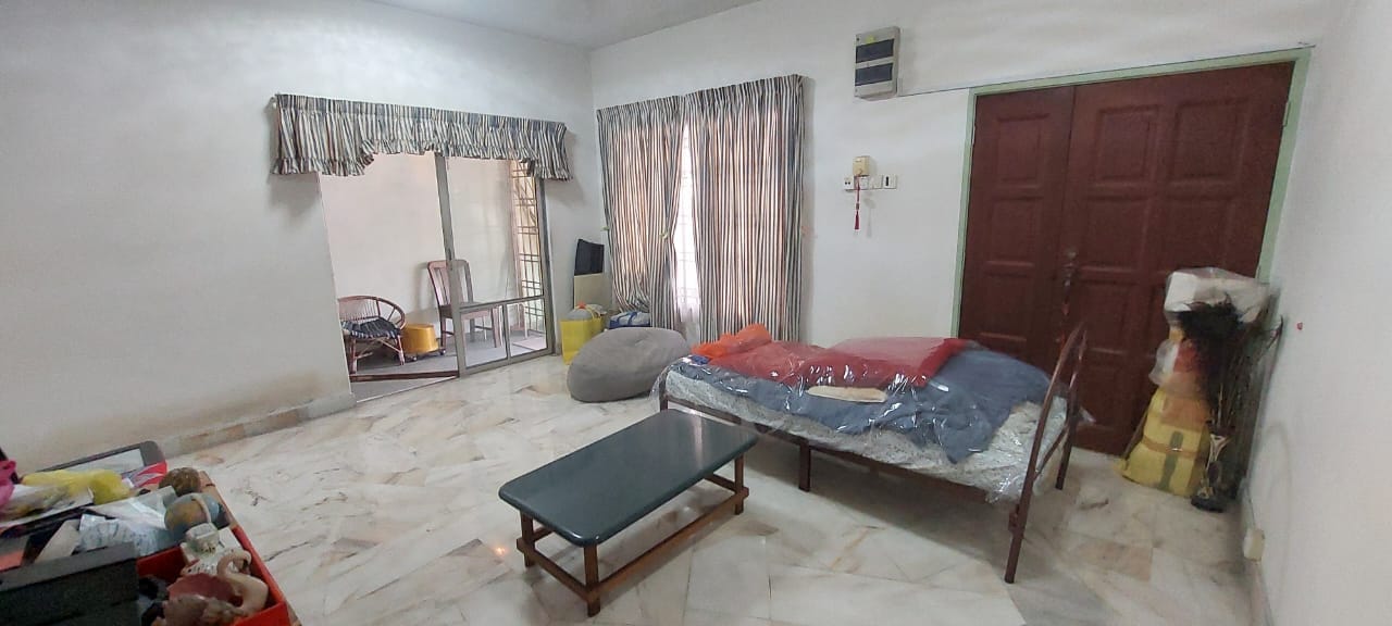 EXTENDED 2 Storey Intermediate house, Putra Heights - Image 5