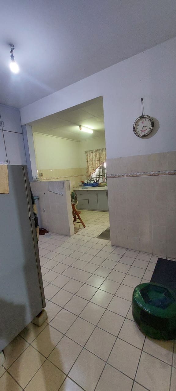 EXTENDED 2 Storey Intermediate house, Putra Heights - Image 6