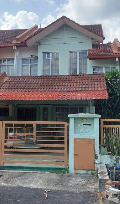 EXTENDED 2 Storey Intermediate house, Putra Heights - Image 1