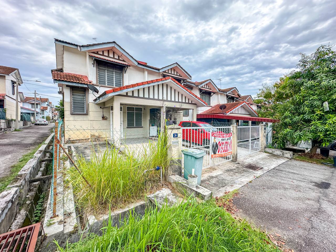 ENDLOT 2 Storey Terrace Taman Salak Perdana Bandar Baru Salak Tinggi - Image 1