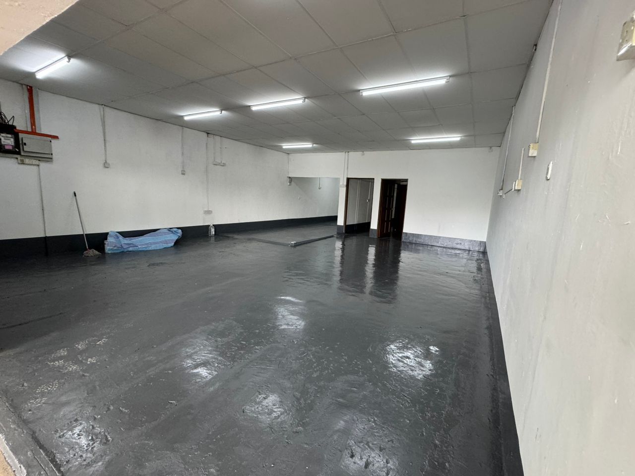 Seksyen 51a Shop lot for sell Petaling jaya Selangor hot area  - Image 1