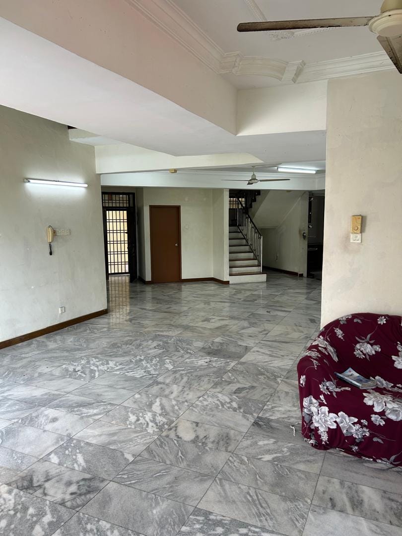 Pangsapuri Sri Molek Condominium (2604 sq Feet Condo for sale) ! CHEAPEST per sq Feet (RM 172 per sq feet) !  - Image 4