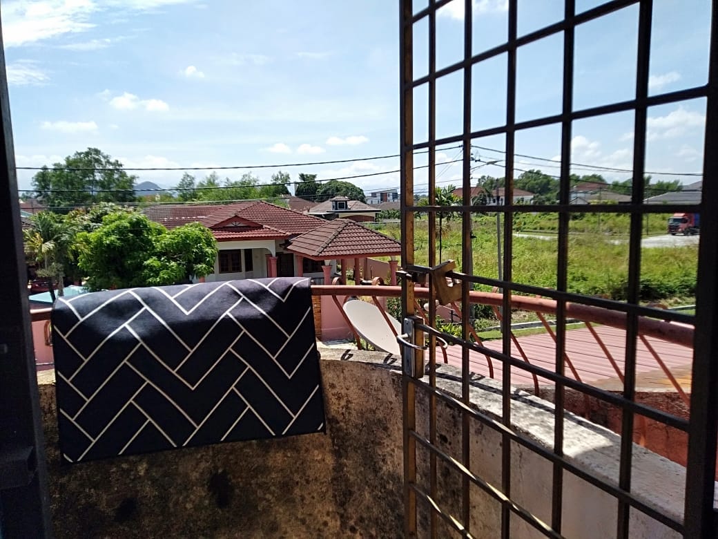 Spacious 4BR Double Storey Terrace For Sale at Taman Medan Pengkalan Megah - Image 14