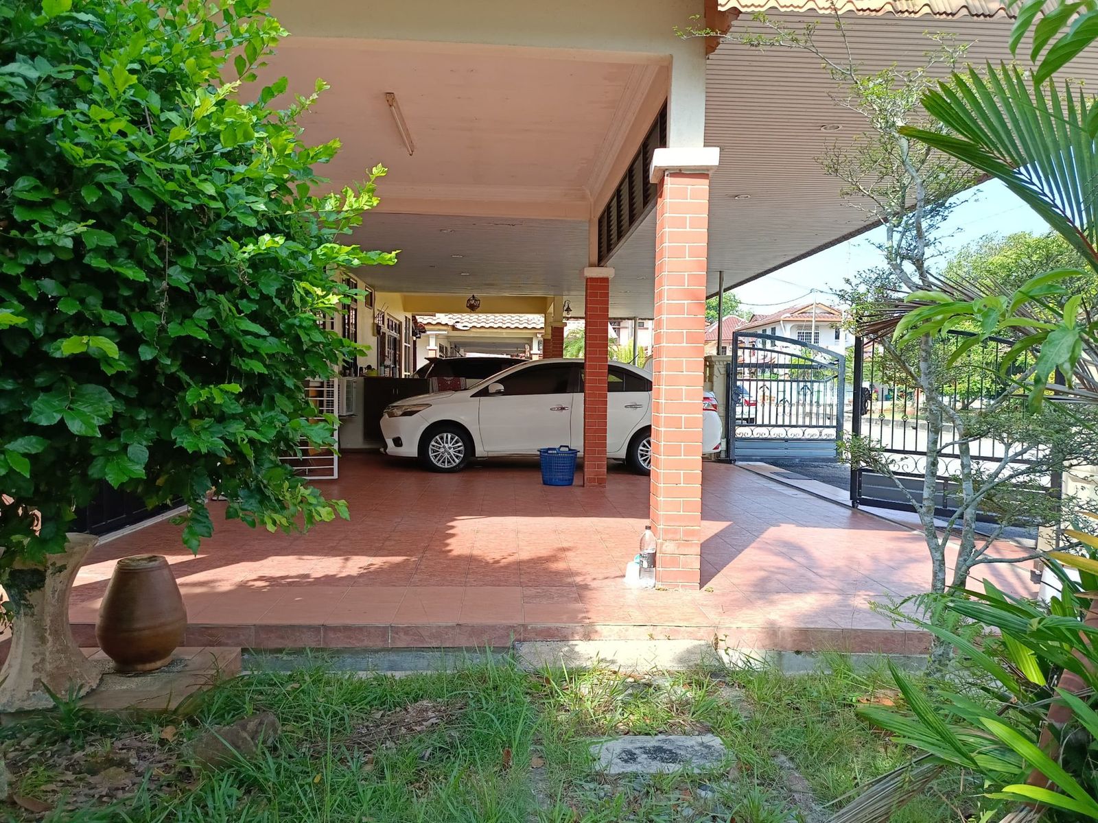 Spacious 4BR Single Storey Semi-D For Sale at Taman Bertam Permai - Freehold - Image 3