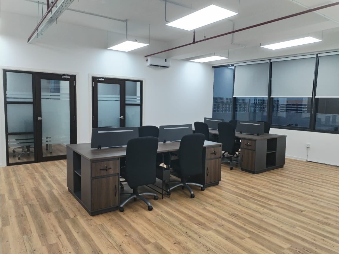 ELEVATE YOUR BUSINESS | TOP FLOOR | FULLY FURNISHED - Image 1