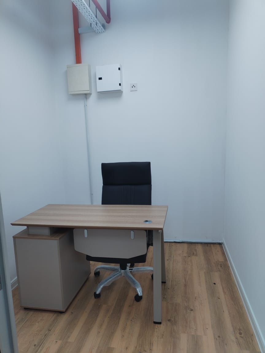 ELEVATE YOUR BUSINESS | TOP FLOOR | FULLY FURNISHED - Image 4