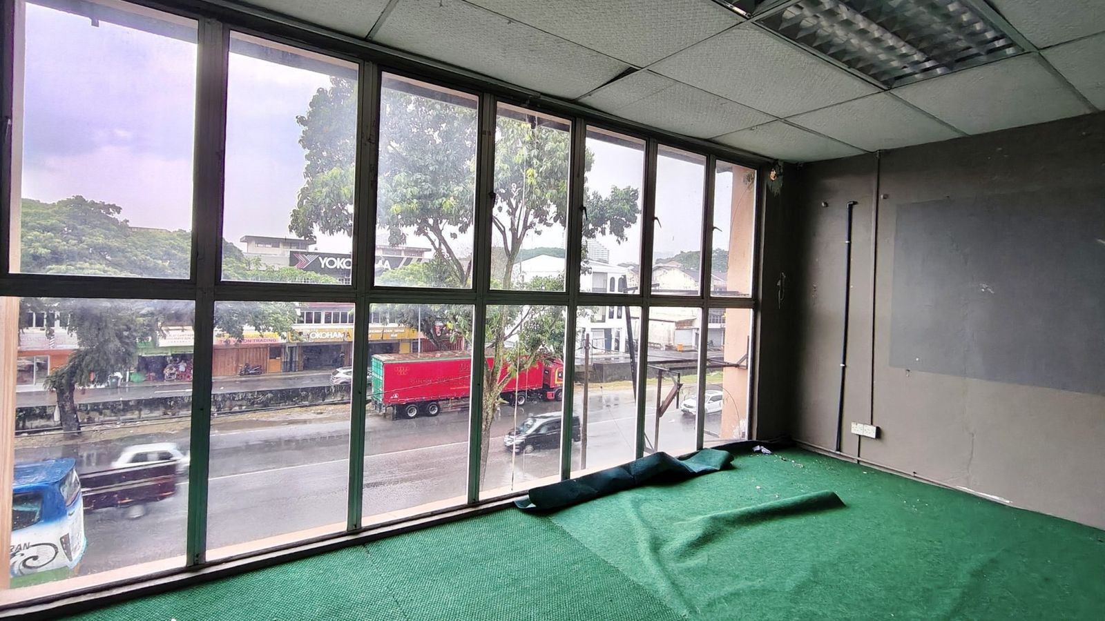 BUKIT KUDA, KLANG | 2ND FLOOR SHOP OFFICE 1,593 SQFT | Face Jalan utama | Sewa RM 1000 Shj - Image 1
