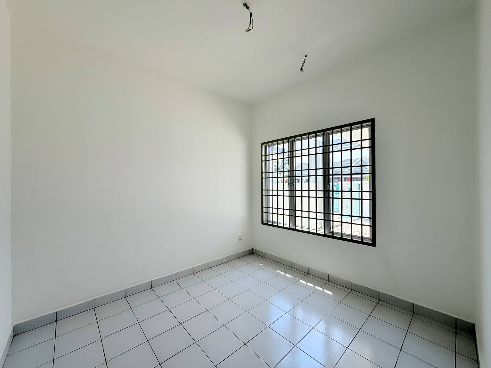 RUMAH BARU! 1 Storey Terrace, Taman Salak Kasturi, Sepang - Image 8