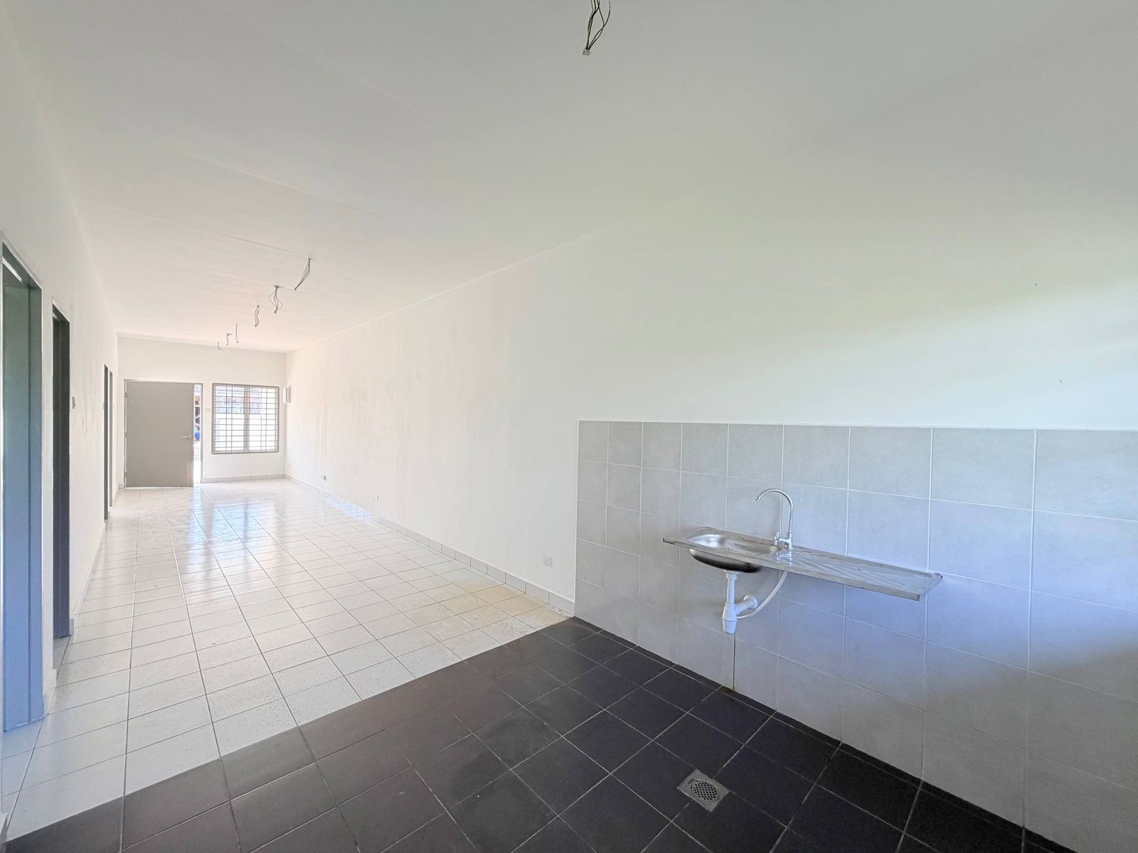 RUMAH BARU! 1 Storey Terrace, Taman Salak Kasturi, Sepang - Image 6