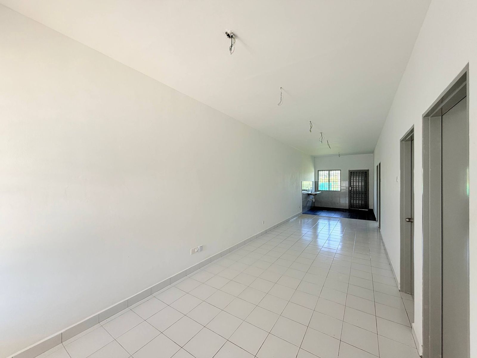 RUMAH BARU! 1 Storey Terrace, Taman Salak Kasturi, Sepang - Image 4
