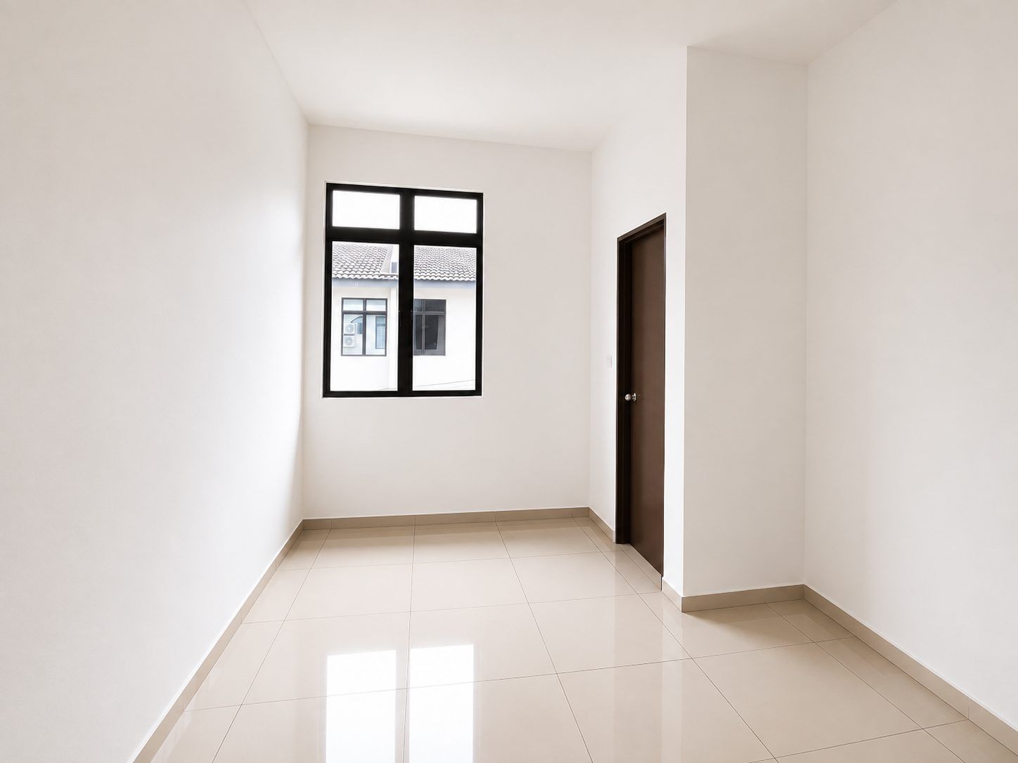 Brand New Double Storey Terrace Taman Saujana Jaya Kulai | 4 Bedroom | RM450K - Image 5