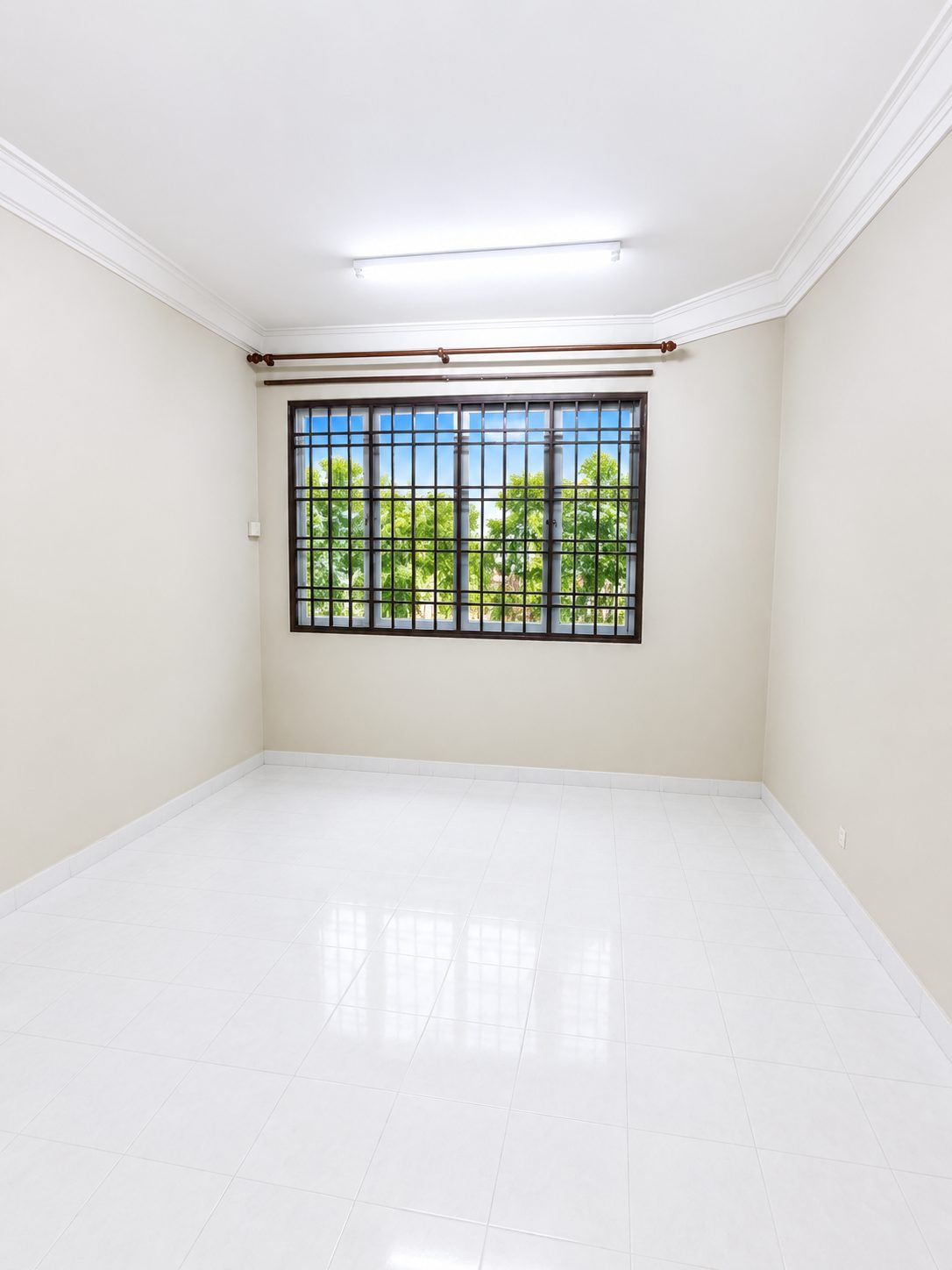 Sri Putra Apartment Bandar Putra Kulai | 3 Bedroom Freehold | RM239K - Image 1