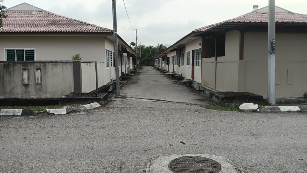 CONER LOT 4 Bed, 2 Bath - Image 11