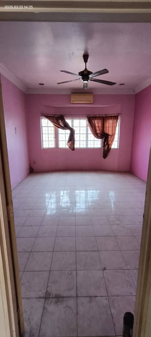 Dengkil Taman Jed 1 Double Storey Terrace For Sale - Image 2