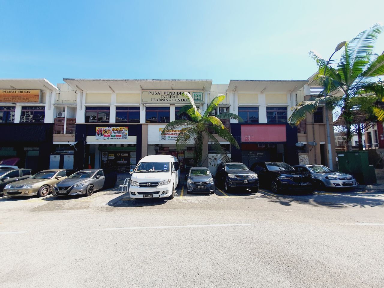 SHOPLOT NEAR WANGSA WALK FOR SALE - Image 1