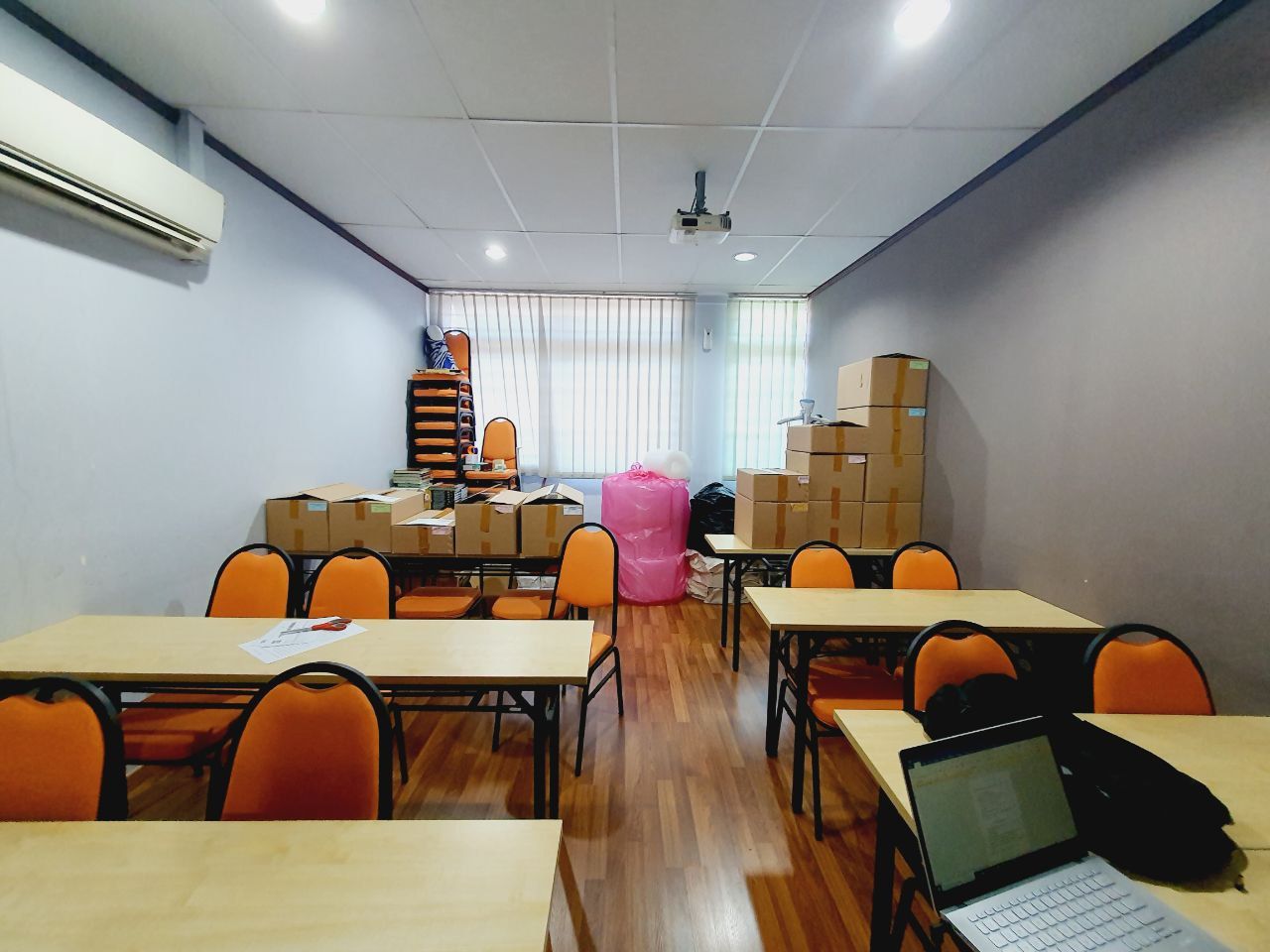 SHOPLOT NEAR WANGSA WALK FOR SALE - Image 10