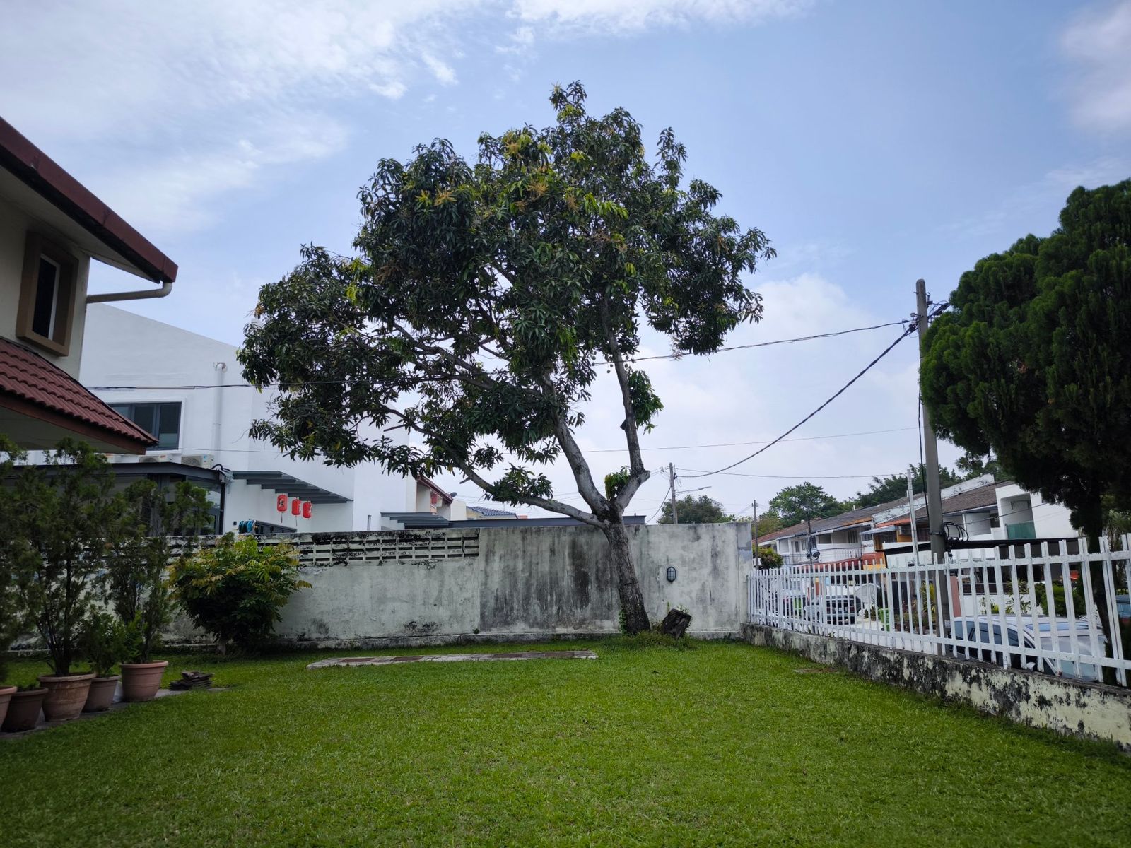 Spacious 4-bedroom Bungalow in Taman Mutiara Barat Cheras - Image 3