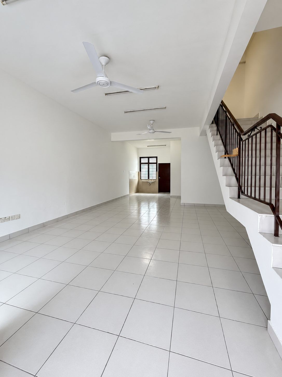 Living room - Taman Scientex Jaya Senai House for Sale | Freehold | RM430K - Image 5