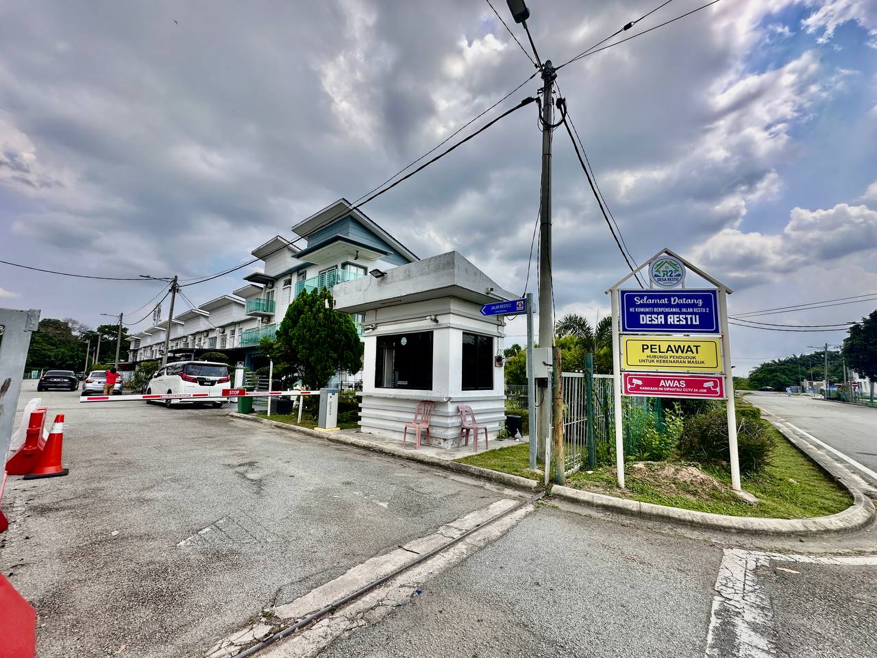 🔥🔥 BELOW MARKET VALUE🔥🔥[HOT AREA] DOUBLE STOREY TERRACE, TAMAN DESA RESTU, KOTA WARISAN, SEPANG. - Image 4