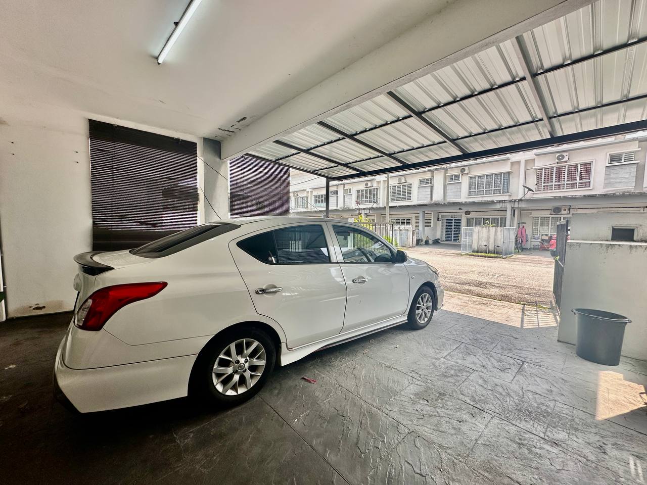 🔥🔥 BELOW MARKET VALUE🔥🔥[HOT AREA] DOUBLE STOREY TERRACE, TAMAN DESA RESTU, KOTA WARISAN, SEPANG. - Image 2